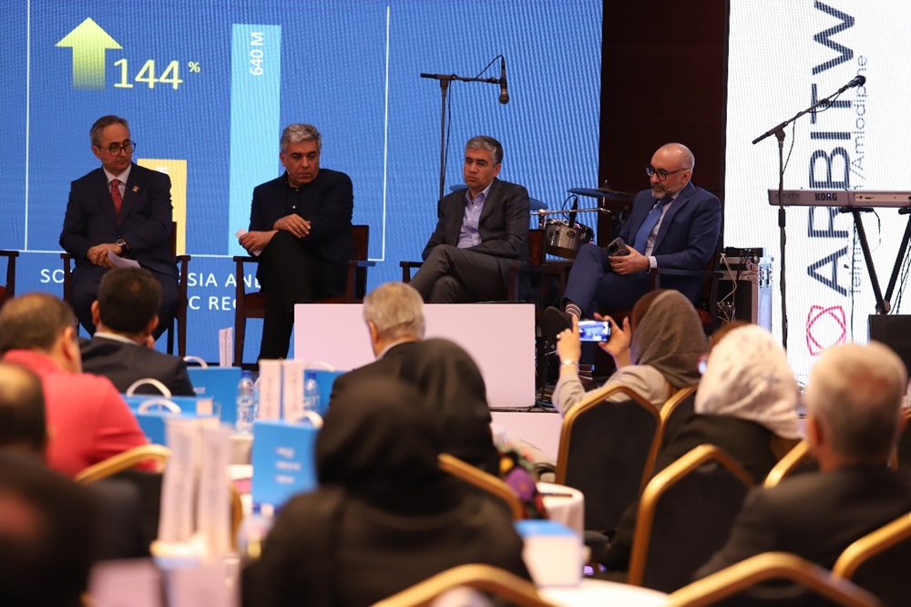 رونمایی دارو آربیتویین توسط داروسازی دکترعبیدی