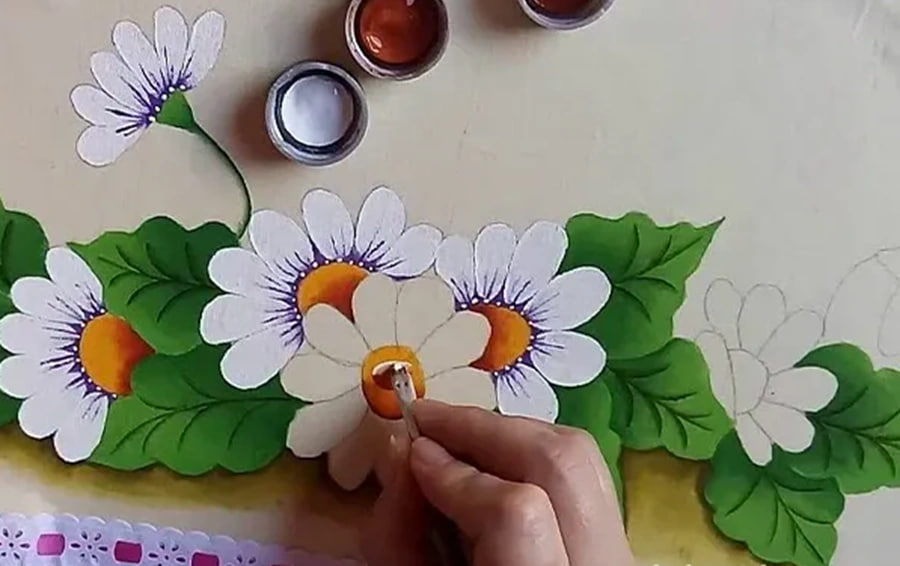 نقاشی روی پارچه