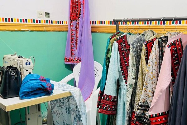 افتتاح کارگاه تولیدی در سراوان؛ اشتغال ۲۵ بانوی بلوچ