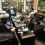 امام جمعه بوشهر: آثار علمی علمای استان احیا شود