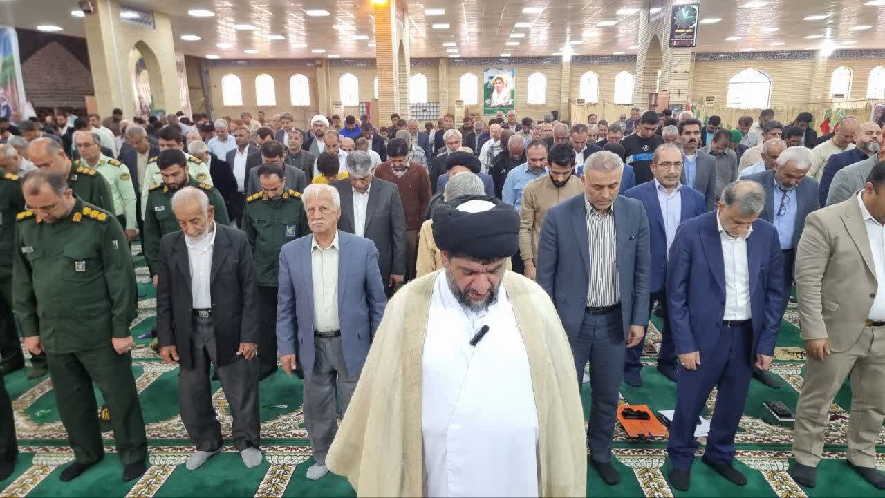 امام جمعه گناوه: مردم شمال استان بوشهر از حق آلایندگی برخوردار شوند امام جمعه گناوه: دشمن در پی سیطره بر افکار ملت است