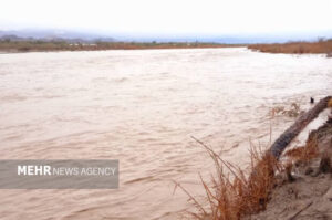 انتقال مصدوم با لودر در سیریک