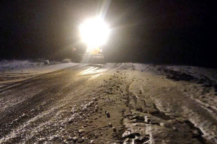 انسداد محور خمین – الیگودرز به دلیل کولاک شدید؛ تردد ممنوع شد