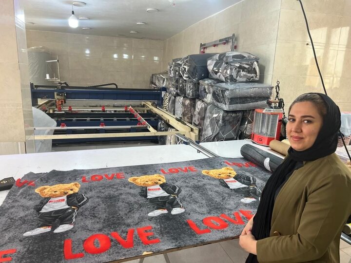 اینجا زنان تنها نیستند؛ کارگاهی کوچک که پناه مادران شد اینجا زنان تنها نیستند؛ کارگاهی کوچک که پناه مادران شد