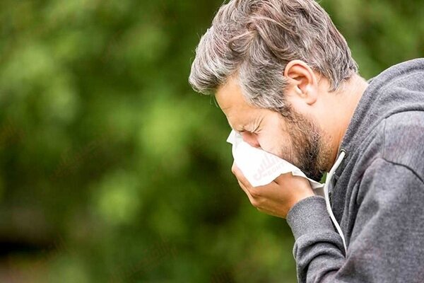 باد پاییزی ذرات آلرژی را در هوا پخش می‌کند؛ مراقب ریه‌ها باشید