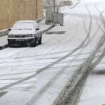 بارش برف در روستای مرزی زیدر شیروان