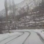 بارش برف در مسیر کردآباد به گنبرف