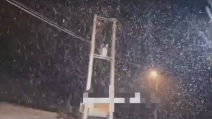 بارش برف در گردنه چری آغاز شد؛ آماده‌باش تیم‌های راهداری