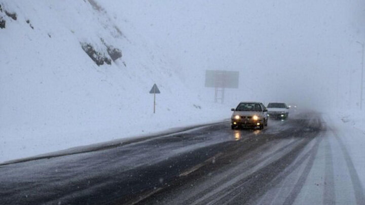 بارش برف در ییلاق اسب وونی تالش آغاز شد