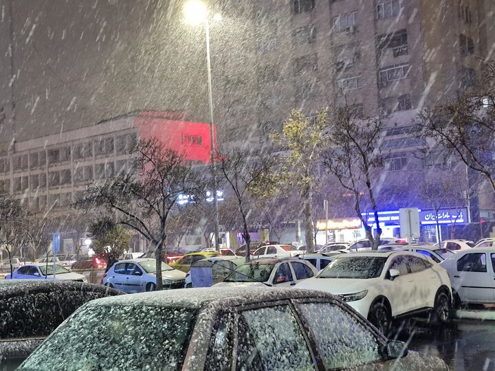 بارش شدید برف در مشهد
