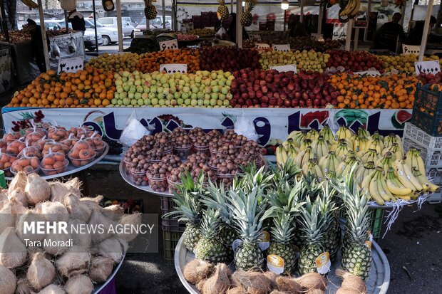 بازار شب یلدا در گیلان زیر ذرهبین ناظران؛ با سودجویان برخورد می شود بازار شب یلدا در گیلان زیر ذرهبین ناظران؛ با سودجویان برخورد می شود