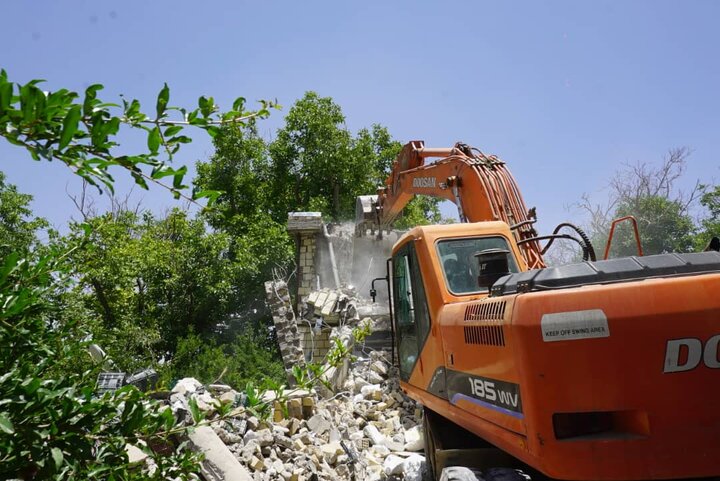 باغات قصرالدشت شیراز زیر سایه دیوارها؛ تداوم ساختوسازهای غیرمجاز باغات قصرالدشت شیراز زیر سایه دیوارها؛ تداوم ساختوسازهای غیرمجاز