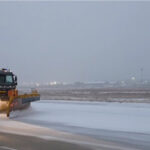 برف روبی باند فرودگاه ارومیه برای پرواز