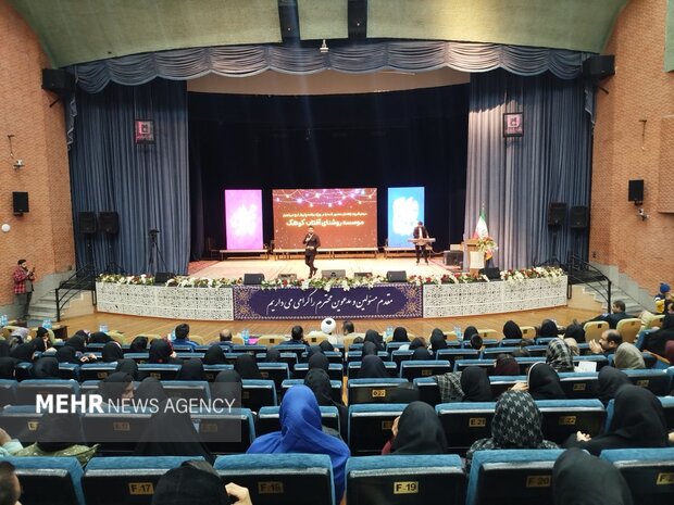 برگزاری ویژه برنامه ولادت حضرت زهرا (س) در دانشگاه سیستان و بلوچستان برگزاری ویژه برنامه ولادت حضرت زهرا (س) در زاهدان