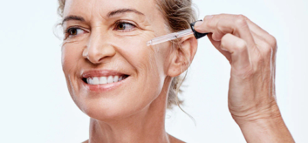 بهترین روغن‌ها برای چین‌وچروک و روش استفاده صحیح از آن‌ها