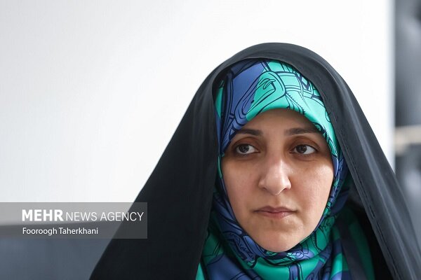 بهروزآذر: مرز دانشگاه و جامعه باید برداشته شود