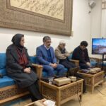 تحلیل رمان‌های نوجوان محمدرضاآریانفر در اصفهان؛نگاه به بلوغ،جنگ وفرهنگ