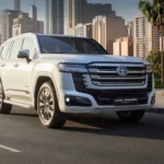 تسهیل واردات خودرو برای خارج‌نشینان؛ گشایش محدود با بوی رانت