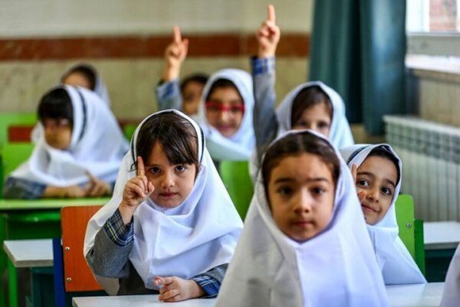 تعطیلی مدارس فردا سه‌شنبه ۲۵ آذر ۱۴۰۴ / مدارس کدام استان‌ها تعطیل شد؟