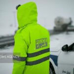 تلاش شبانه روزی برای باز نگاه داشتن جاده های یزد؛ یخبندان ادامه دارد