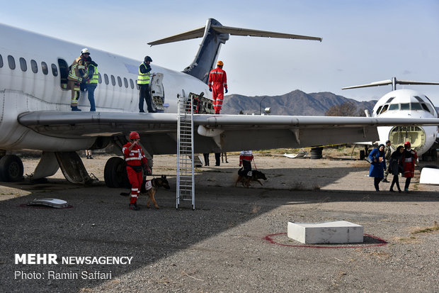 تمرین کامل طرح اضطراری در فرودگاه شهید بهشتی اصفهان با موفقیت اجرا شد