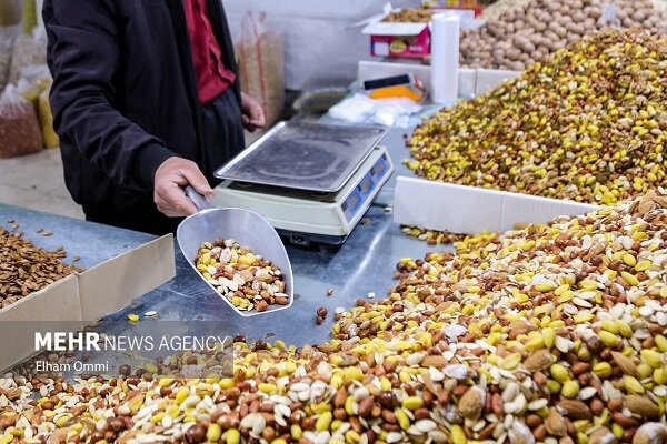 توصیههای وزارت بهداشت برای شب یلدا توصیههای وزارت بهداشت برای شب یلدا