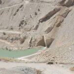 توقف ساخت سد ماندگان در دامنه کوه دنا