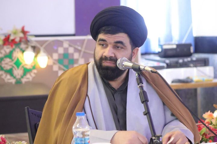 حجت‌الاسلام حسینی: توحیدمداری و اطاعت از رهبری اساس اقتدار پلیس است