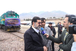 حرکت نخستین محموله صادراتی سیمان قم از مسیر ریلی آغاز شد