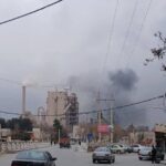 حریق در محوطه کارخانه سیمان / بررسی علت حادثه آغاز شد