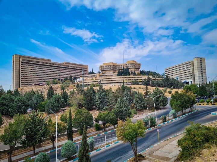 «دانشگاه شیراز» مرکز برتر در توسعه هدایت شغلی کشور شد