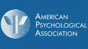 درج عنوان عضویت در انجمن روان‌شناسی آمریکا کلاهبرداری است