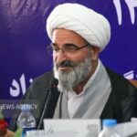 درخواست نماینده ولی فقیه در سمنان برای تأمین منابع مالی کتاب‌های مدارس