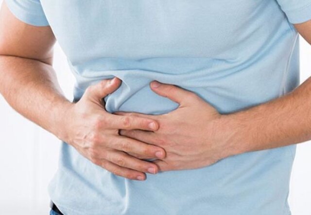 دلیل اصلی انسداد روده بر اثر مصرف خرمالو چیست؟ + روش درمان