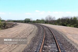رفیعی: ۲ قطعه از طرح راه آهن ایلام در حال اجرایی شدن است