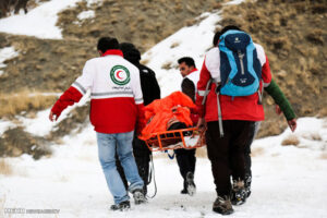 ریزش بهمن در روستای آلواتان میرآباد؛ یک نفر جان باخت و ۳ نفر مفقود شد
