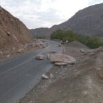 ریزش سنگ در جاده عباس آباد