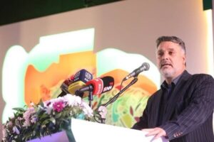 زنان نقش مهمی در جامعه دارند