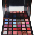 سایه چشم سه‌بعدی؛ عمق و جلوه‌ای بی‌نظیر برای چشم‌ها