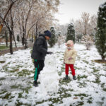 شادی مردم مشهد از بارش برف پاییزی