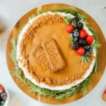 طرز تهیه دسر بیسکوییت و انار با کرم لوتوس ویژه شب یلدا