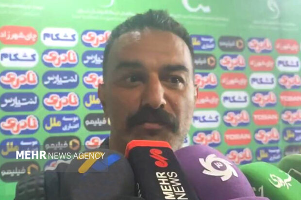 عمران‌زاده: نتیجه برابر فولاد ناعادلانه بود؛ بازی به بازی پیش می‌رویم