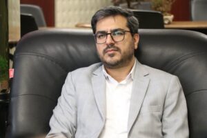 فرخ زاده: مشکل ترافیک شیراز بی‌نظمی است نه کمبود پارکینگ