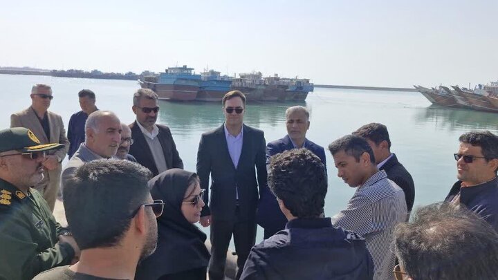 فرماندار تنگستان: زیرساخت‌های «بندر بوالخیر» تقویت شود