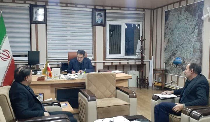 قلندری: عملیات اجرایی پروژه‌های راه شهرستان اردبیل تسهیل می‌شود