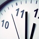 مدارس چند شهرستان اصفهان به‌دلیل برودت هوا فردا با تاخیر باز می شود