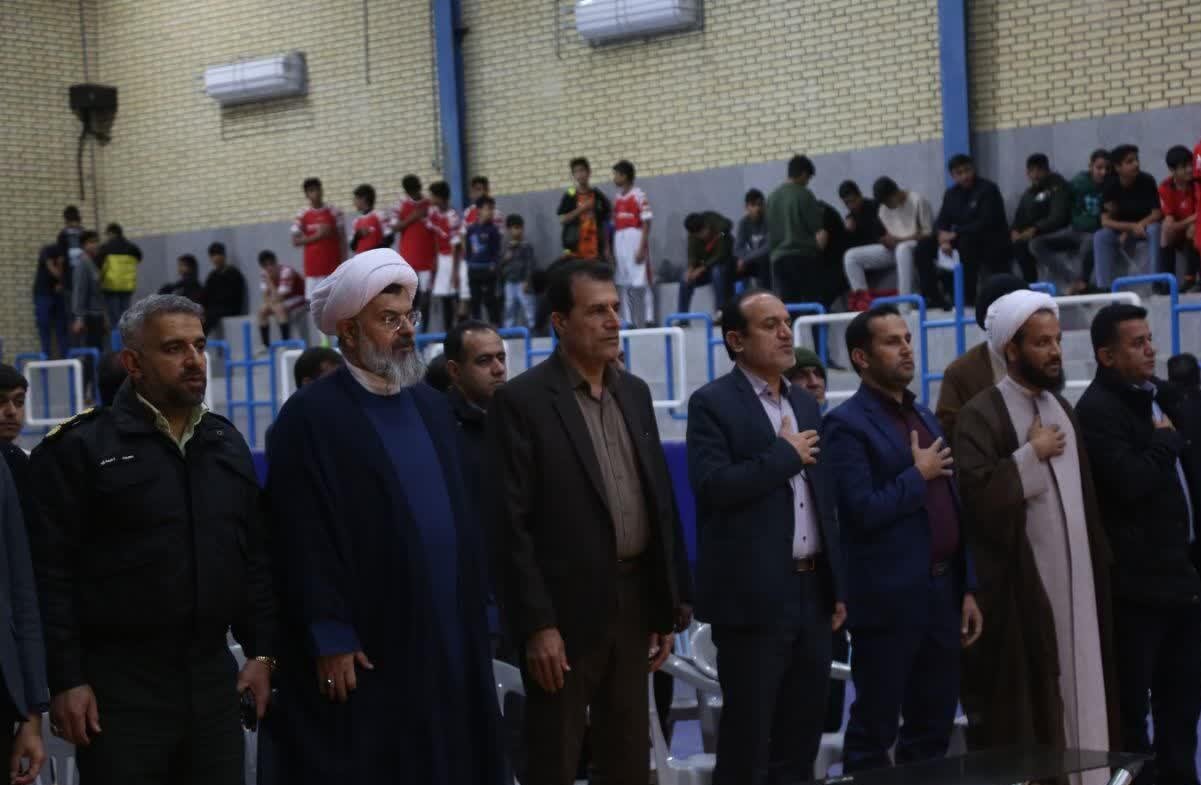 مسابقات فوتسال «بصیرت آدینه» در دشتی آغاز شد مسابقات فوتسال «بصیرت آدینه» در دشتی آغاز شد