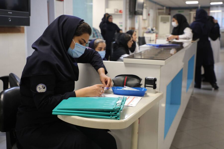 مشارکت گسترده کارکنان بهداشت و درمان کشور در کارزار درخواست عدالت در ساعت کاری