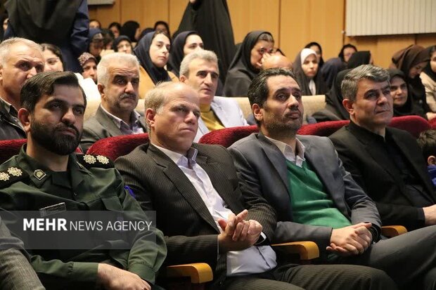 معصومی: علم روشن کننده مسیر زندگی جوانان است معصومی: علم روشن کننده مسیر زندگی جوانان است