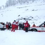 نجات ۱۴ مسافر گرفتار در برف و کولاک در جاده‌های خراسان